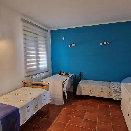 Maestrale Vacation With Sea View And Etna Holiday home *